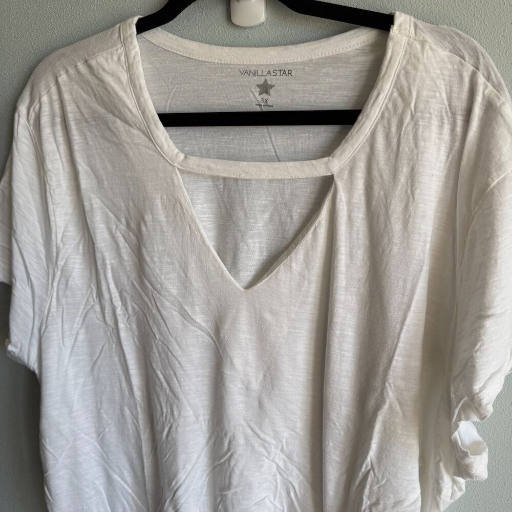 Vanilla Star Womens White Short Sleeve Tee 3X Knotted Hem V-Neck Casual Loose - Picture 3 of 10
